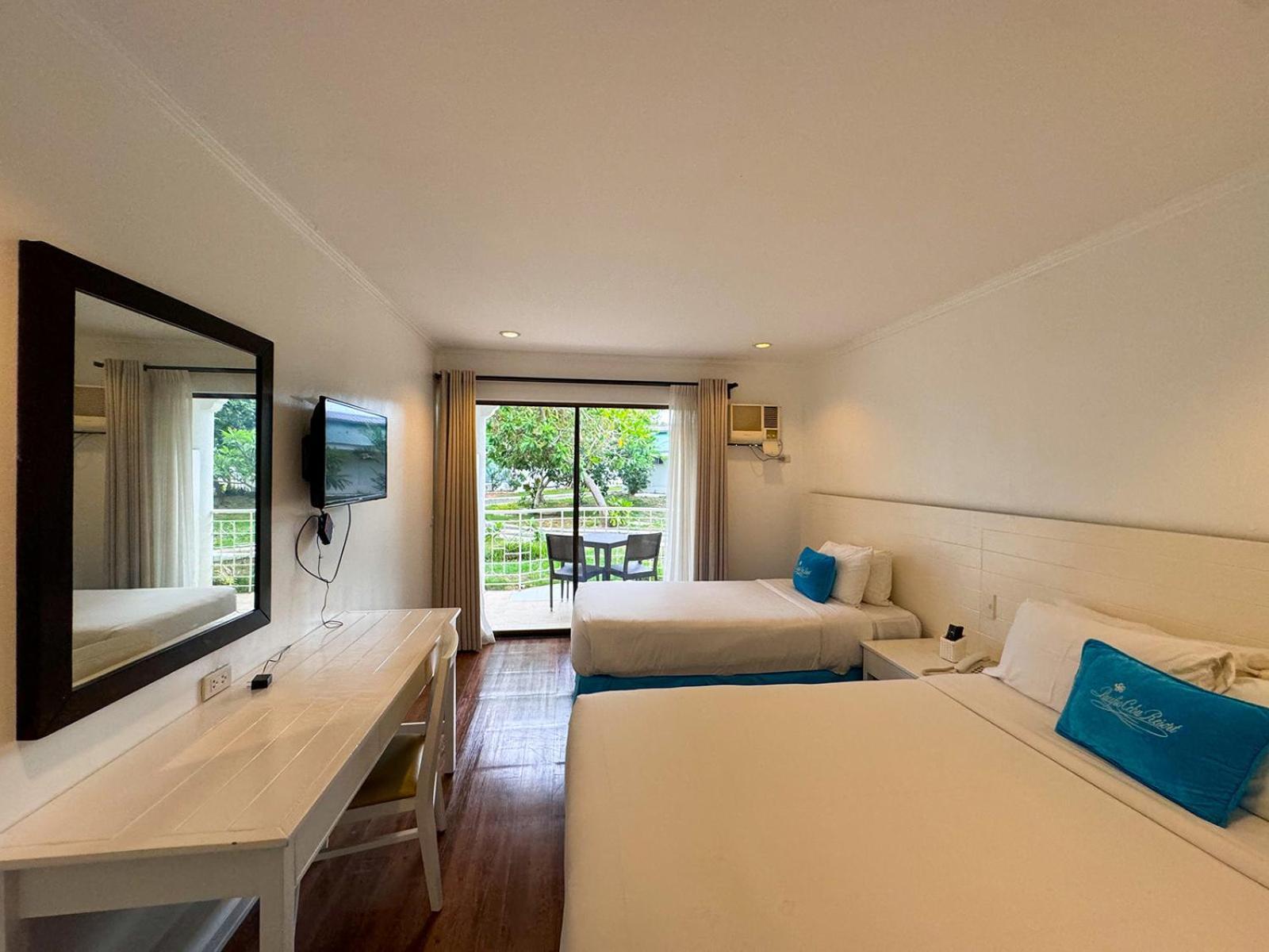 Pacific Cebu Resort Lapu-Lapu City Exteriör bild